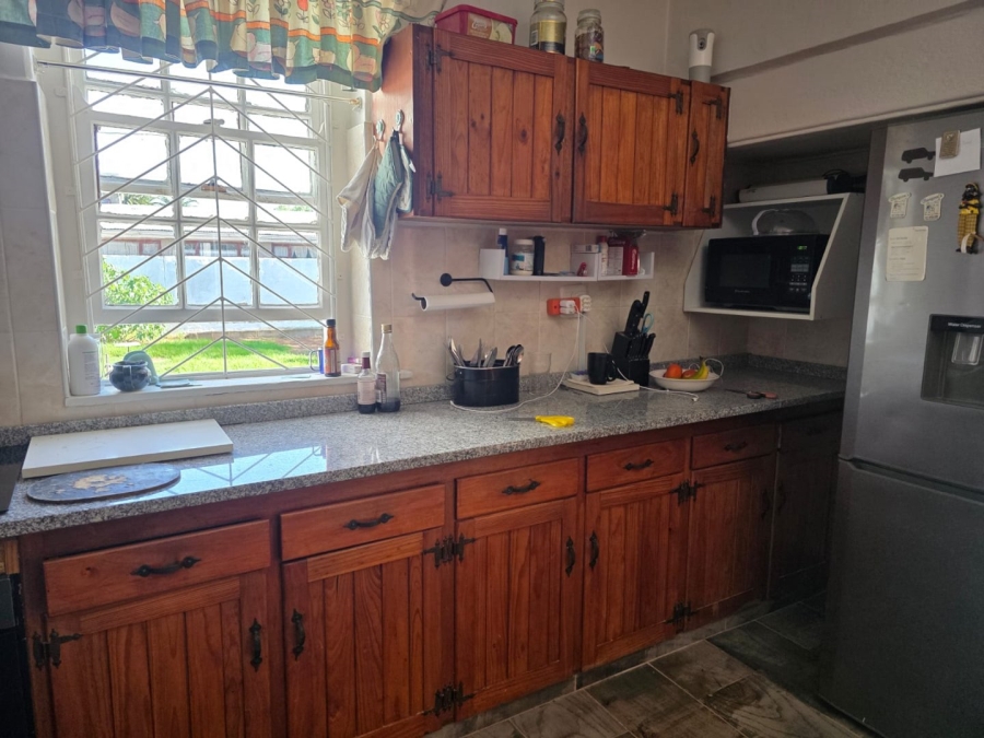  Bedroom Property for Sale in West Bank Western Cape